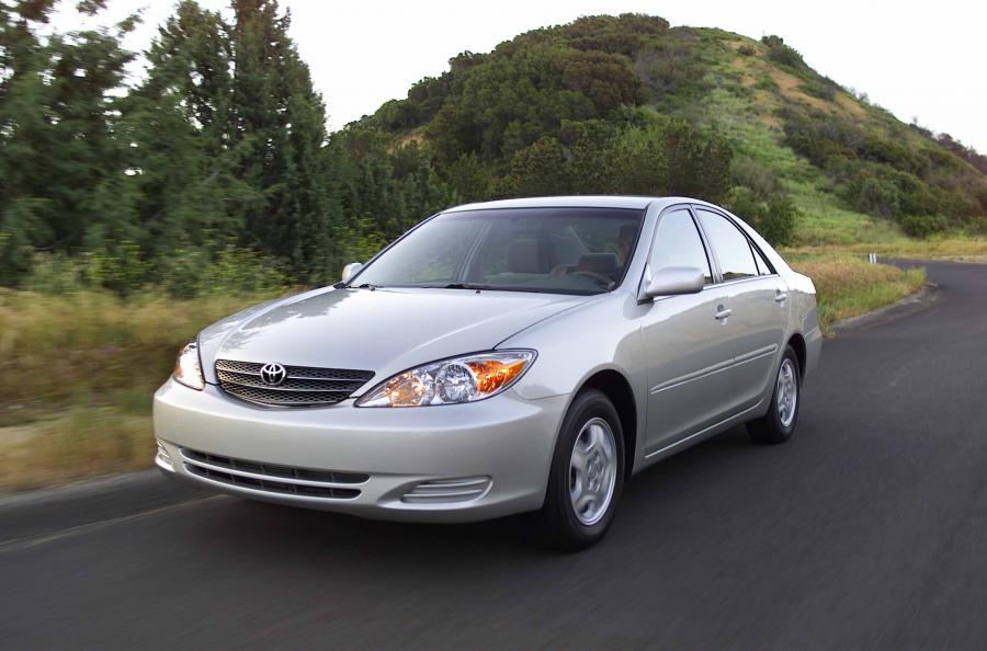  Toyota Camry 2002 года  (фото 10 из 32)